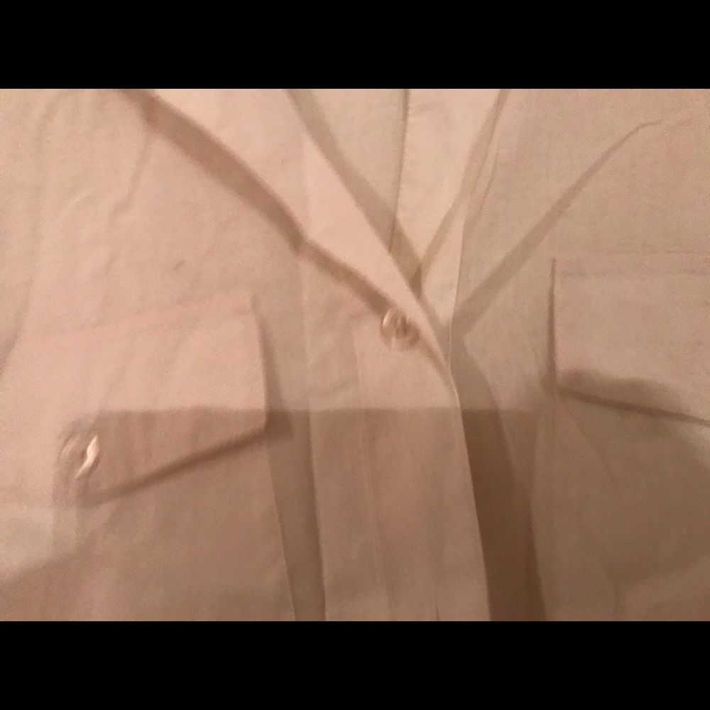 Detailed white button blouse - Picture 2 of 5